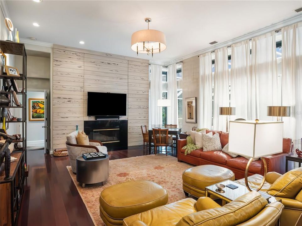 На продажу: $3,400,000 (5 спален, 5 ванн, 7014 Квадратных фут)