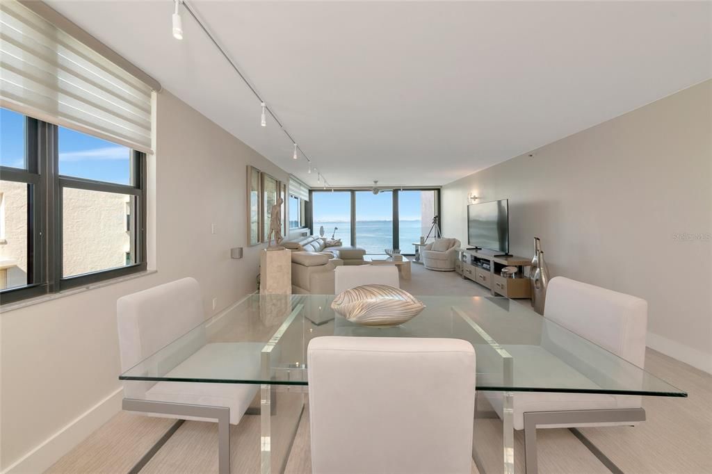 出租: $6,000 (2 贝兹, 2 浴室, 1528 平方英尺)