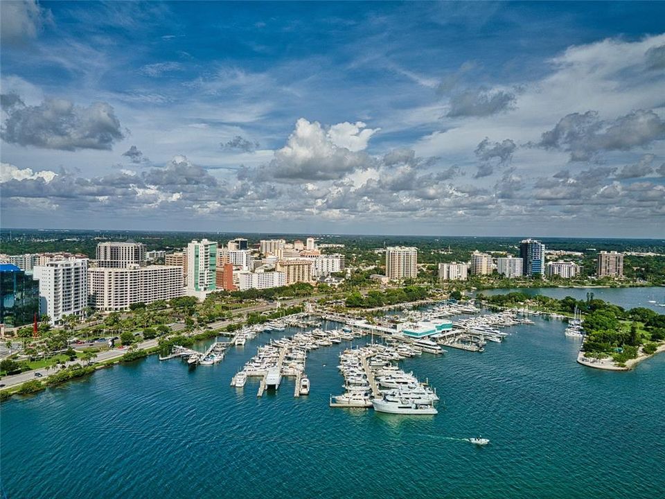 出租: $6,000 (2 贝兹, 2 浴室, 1528 平方英尺)