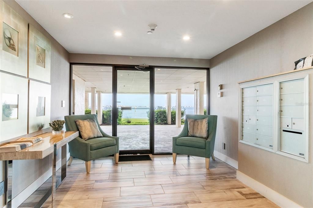 出租: $6,000 (2 贝兹, 2 浴室, 1528 平方英尺)