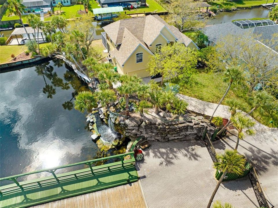 Active With Contract: $750,000 (4 beds, 2 baths, 2504 Square Feet)