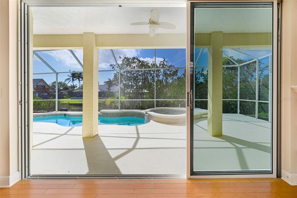 Active With Contract: $750,000 (4 beds, 2 baths, 2504 Square Feet)