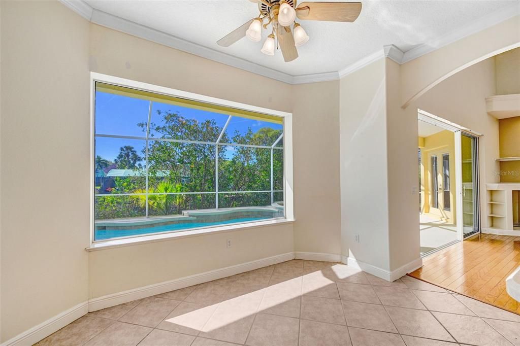 Active With Contract: $750,000 (4 beds, 2 baths, 2504 Square Feet)