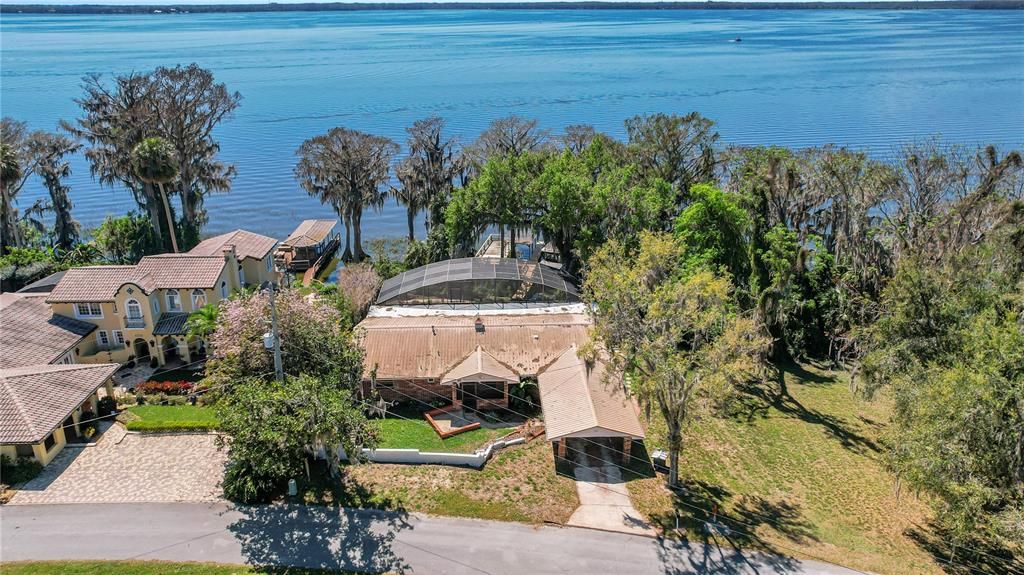 Recently Rented: $3,500 (4 beds, 2 baths, 1916 Square Feet)