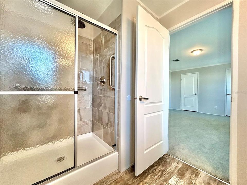 На продажу: $189,900 (2 спален, 2 ванн, 1188 Квадратных фут)