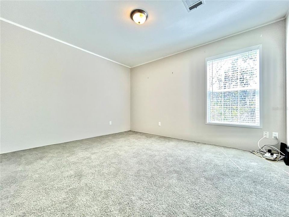 На продажу: $189,900 (2 спален, 2 ванн, 1188 Квадратных фут)