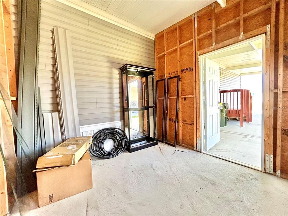 На продажу: $189,900 (2 спален, 2 ванн, 1188 Квадратных фут)