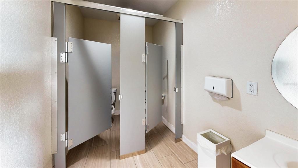 For Sale: $895,000 (7.27 acres)