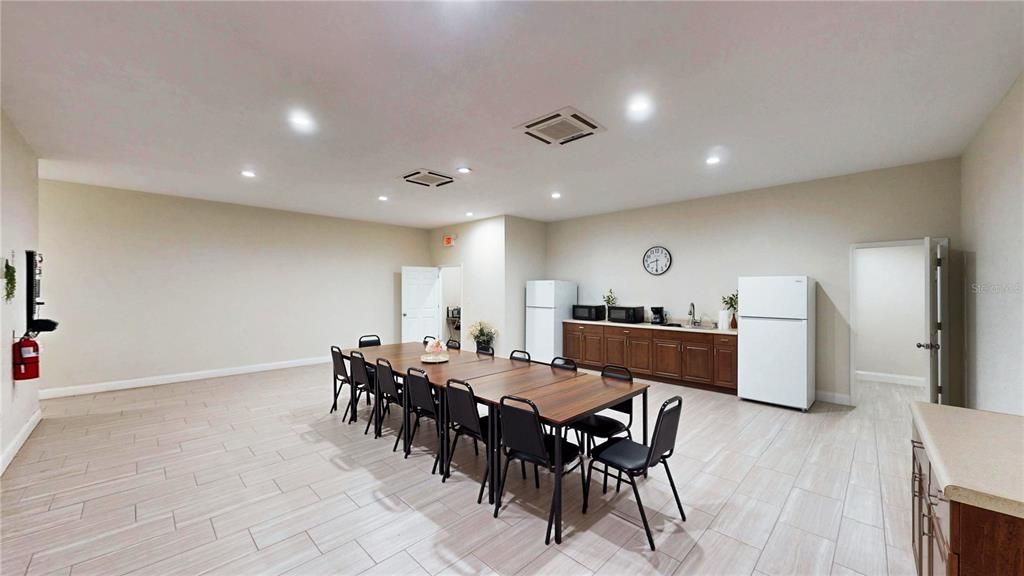 For Sale: $895,000 (7.27 acres)