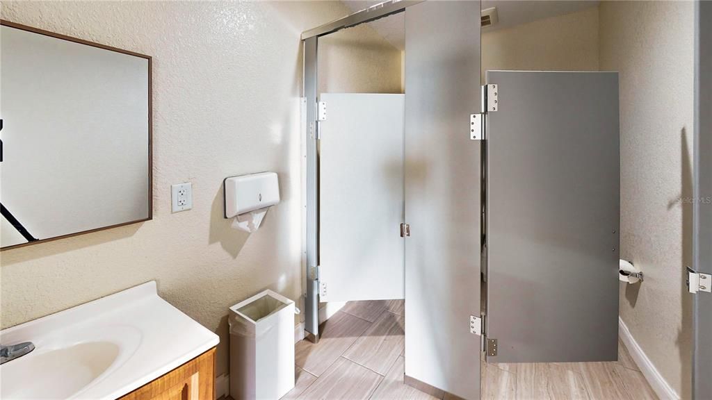 For Sale: $895,000 (7.27 acres)