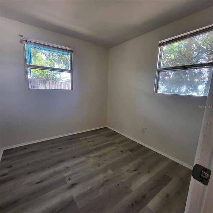 For Rent: $1,950 (3 beds, 1 baths, 781 Square Feet)