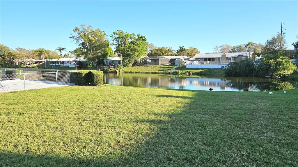 Active With Contract: $101,000 (2 beds, 1 baths, 795 Square Feet)