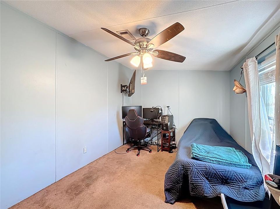 For Sale: $395,000 (4 beds, 2 baths, 1512 Square Feet)