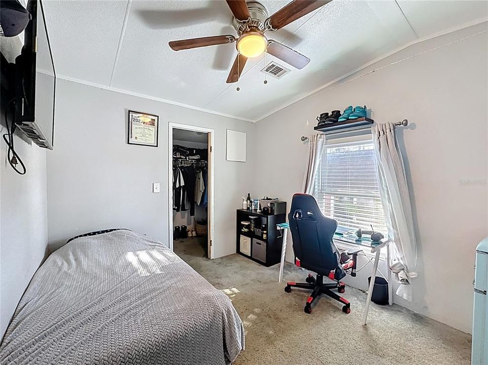 For Sale: $395,000 (4 beds, 2 baths, 1512 Square Feet)