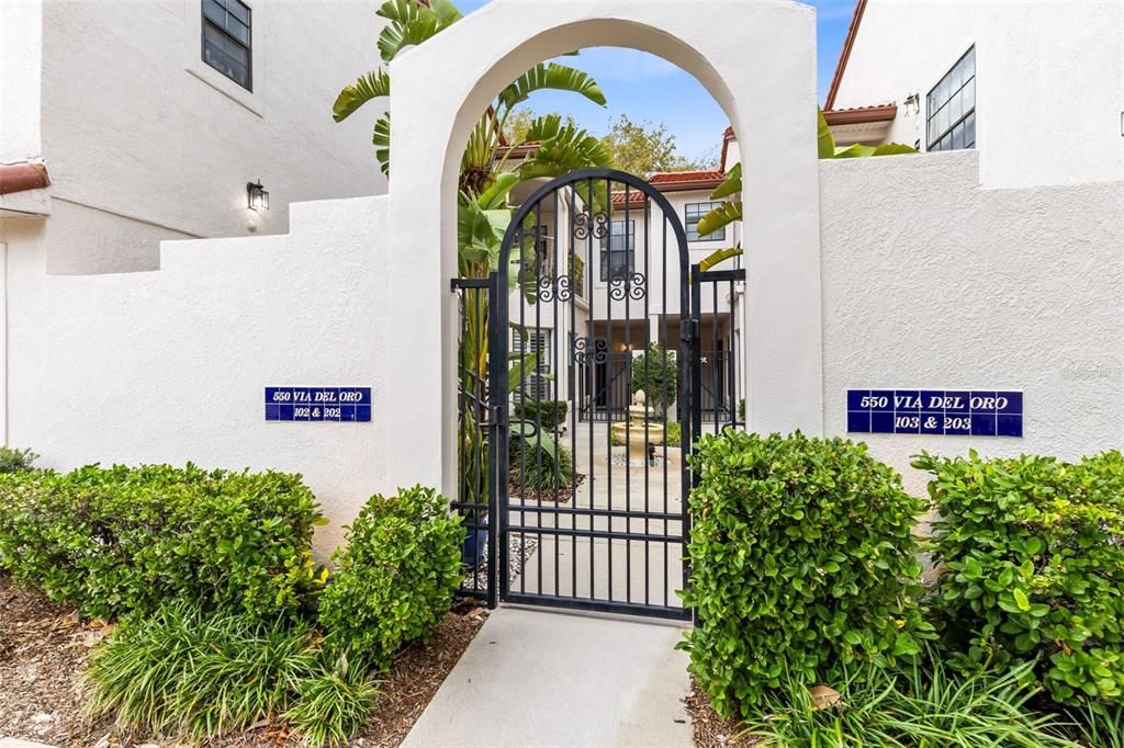 For Rent: $2,175 (3 beds, 2 baths, 1336 Square Feet)