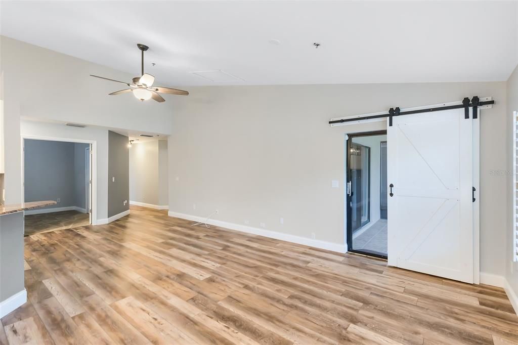 For Rent: $2,175 (3 beds, 2 baths, 1336 Square Feet)