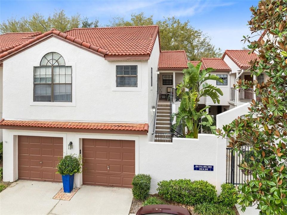 For Rent: $2,175 (3 beds, 2 baths, 1336 Square Feet)