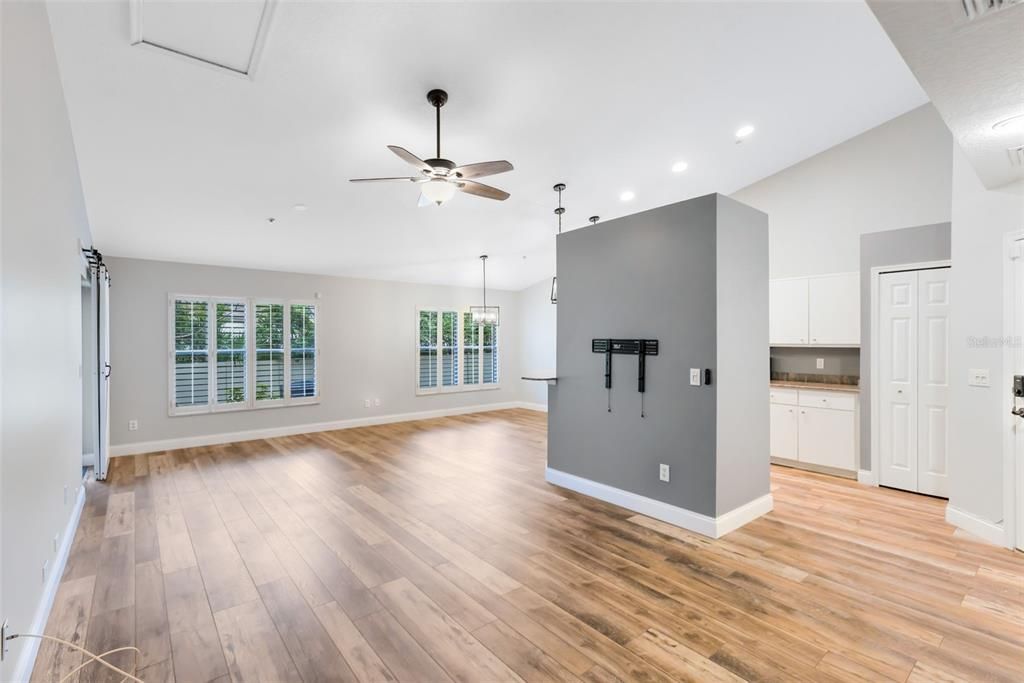 For Rent: $2,175 (3 beds, 2 baths, 1336 Square Feet)
