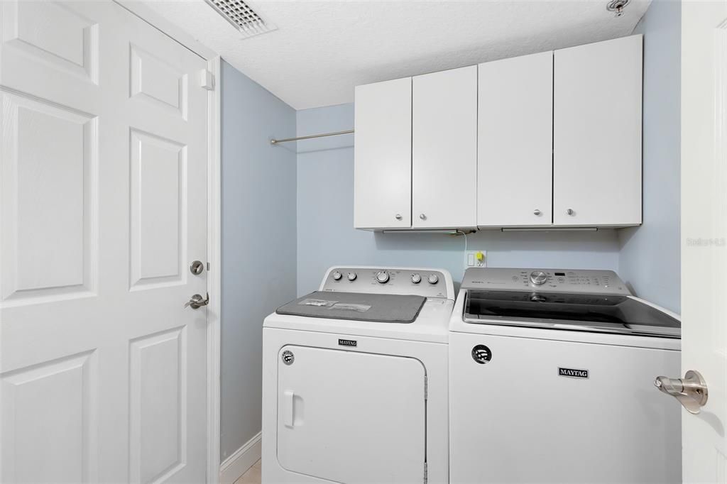 For Rent: $2,175 (3 beds, 2 baths, 1336 Square Feet)
