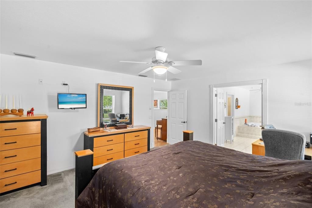 На продажу: $1,195,000 (3 спален, 3 ванн, 2886 Квадратных фут)