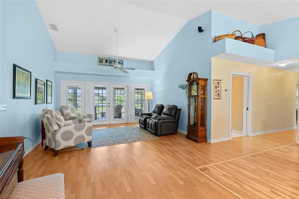 На продажу: $1,195,000 (3 спален, 3 ванн, 2886 Квадратных фут)