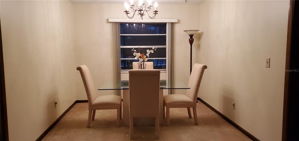 For Rent: $2,900 (3 beds, 2 baths, 1982 Square Feet)