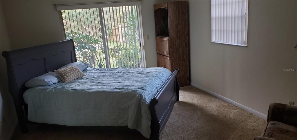 For Rent: $2,900 (3 beds, 2 baths, 1982 Square Feet)