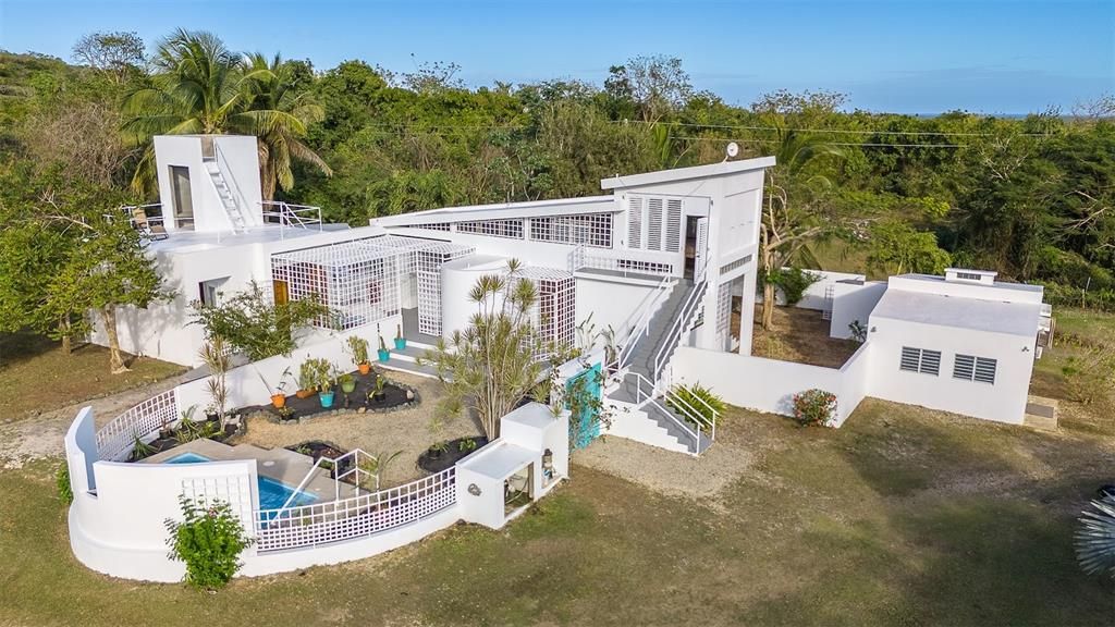 Recently Sold: $599,000 (4 beds, 3 baths, 1786 Square Feet)