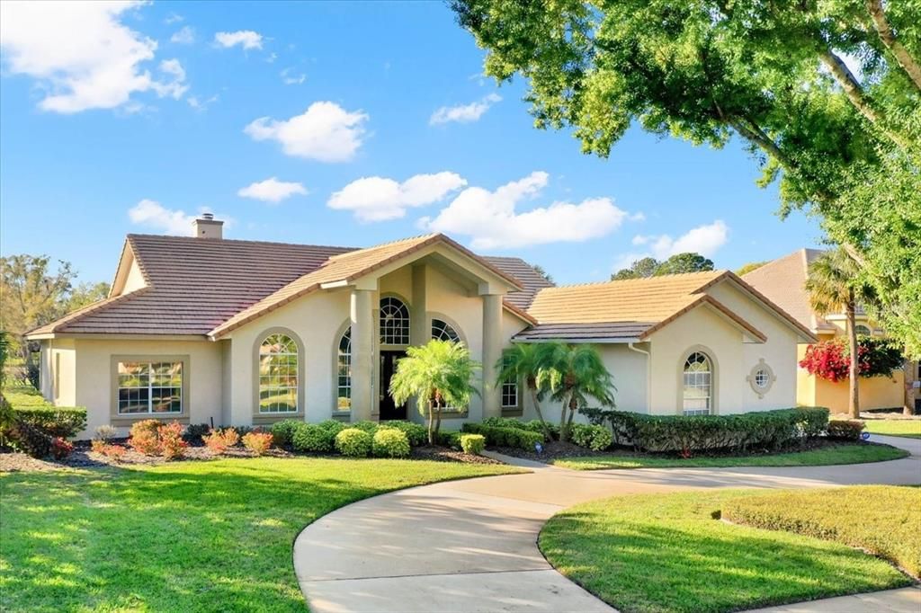 Recently Sold: $895,000 (5 beds, 3 baths, 2761 Square Feet)