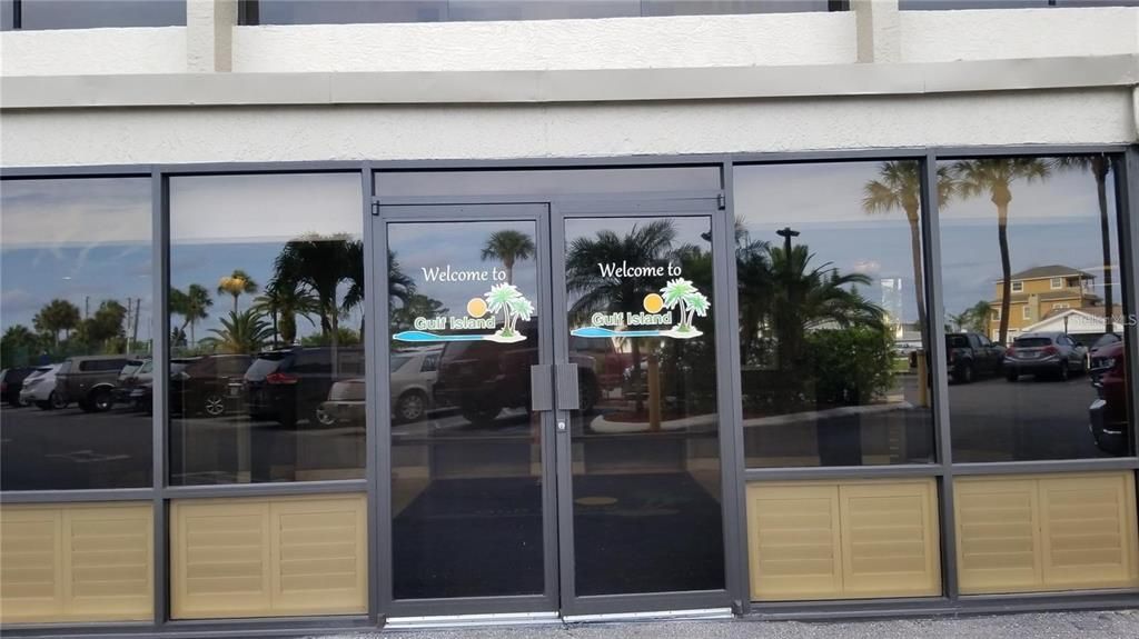 For Sale: $490,000 (2 beds, 2 baths, 1236 Square Feet)