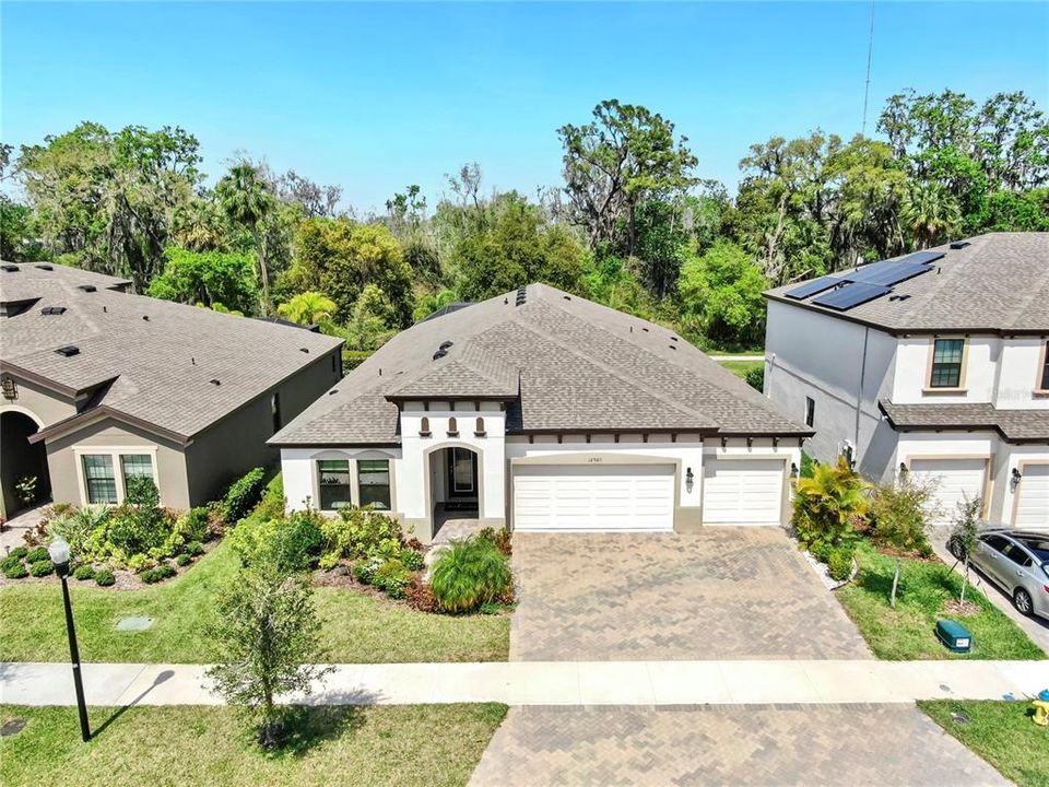 最近售出: $649,900 (4 贝兹, 3 浴室, 2729 平方英尺)