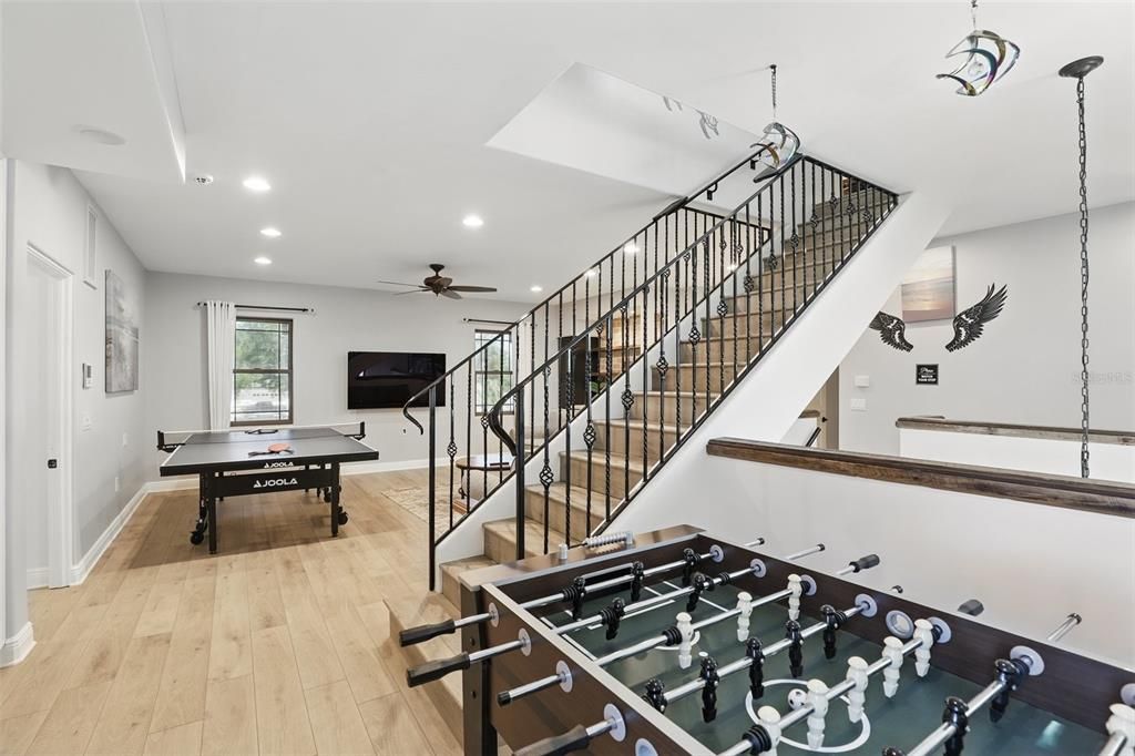 待售: $2,500,000 (4 贝兹, 4 浴室, 3988 平方英尺)