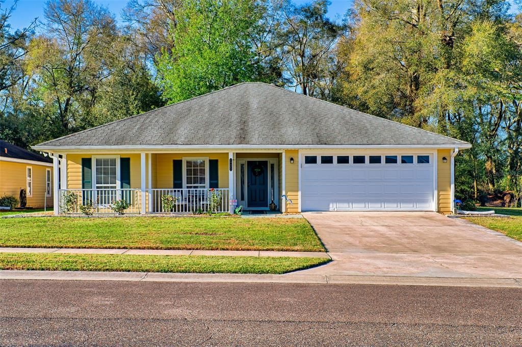 Recently Sold: $339,999 (3 beds, 2 baths, 1597 Square Feet)