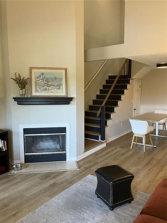 For Rent: $2,500 (2 beds, 2 baths, 1016 Square Feet)