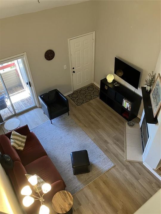 For Rent: $2,500 (2 beds, 2 baths, 1016 Square Feet)