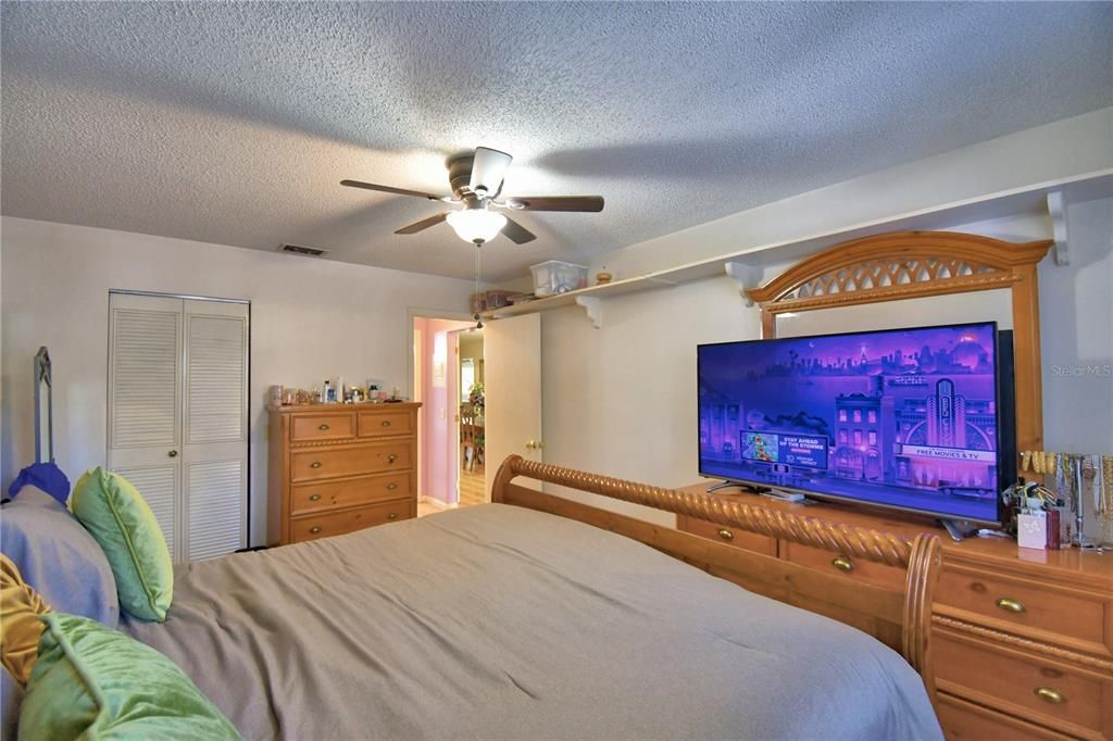 En Venta: $118,900 (2 camas, 2 baños, 1378 Pies cuadrados)