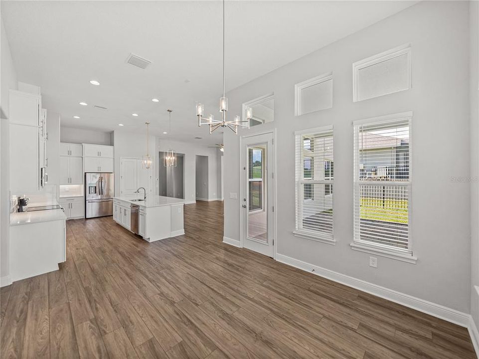 For Sale: $749,900 (3 beds, 2 baths, 2777 Square Feet)