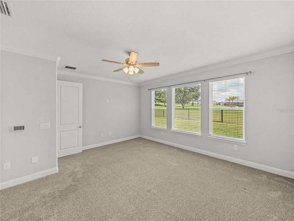 For Sale: $749,900 (3 beds, 2 baths, 2777 Square Feet)