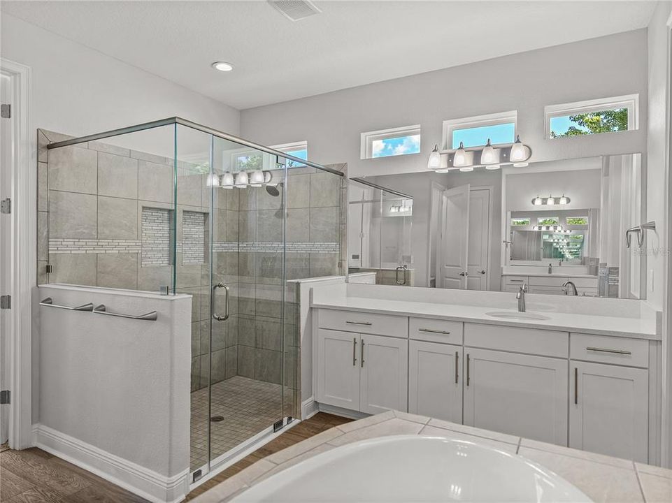 For Sale: $749,900 (3 beds, 2 baths, 2777 Square Feet)