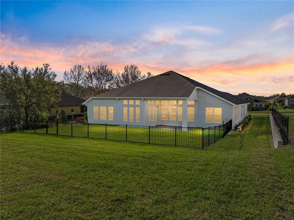 For Sale: $749,900 (3 beds, 2 baths, 2777 Square Feet)