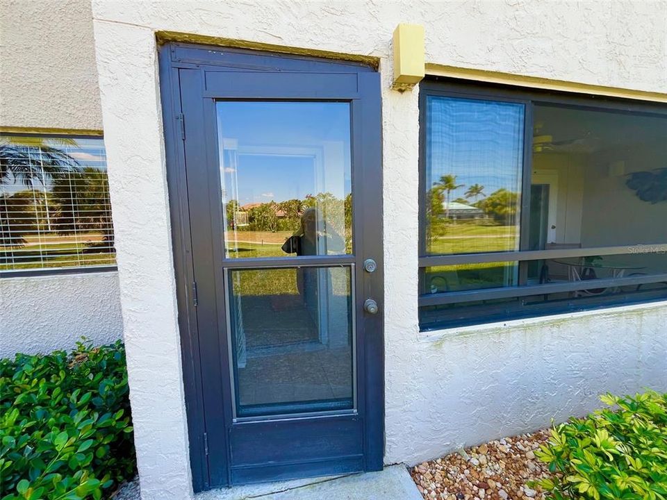 For Sale: $174,900 (2 beds, 2 baths, 1440 Square Feet)