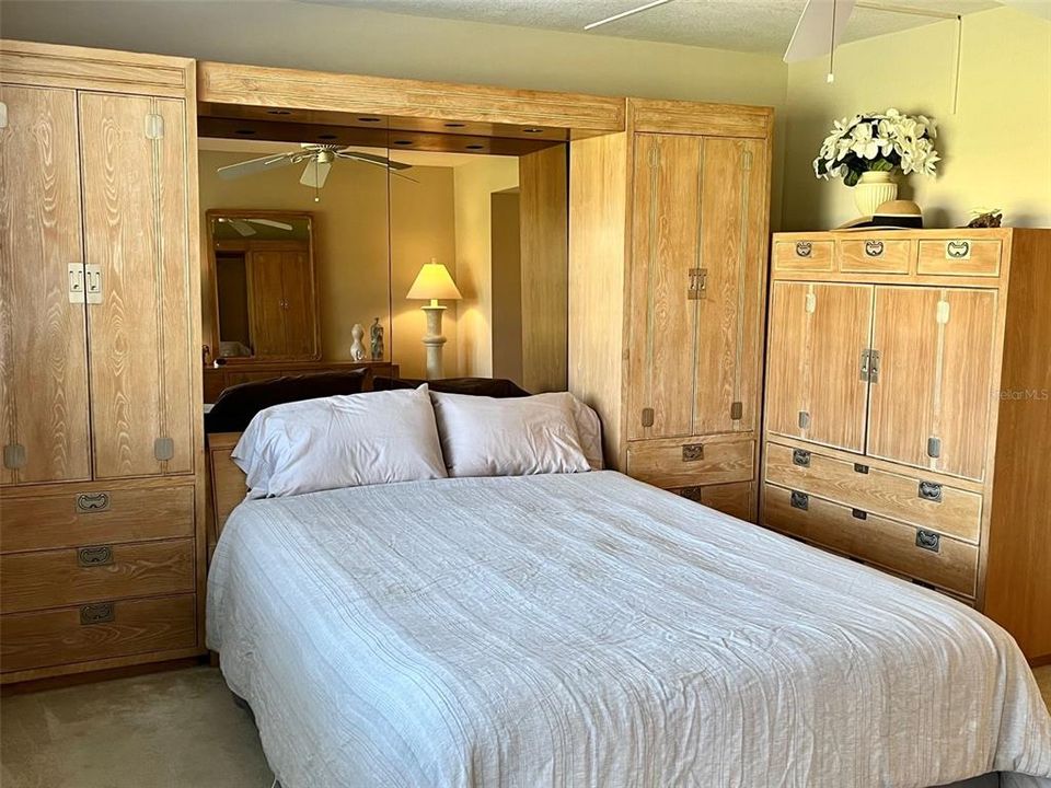 For Sale: $174,900 (2 beds, 2 baths, 1440 Square Feet)