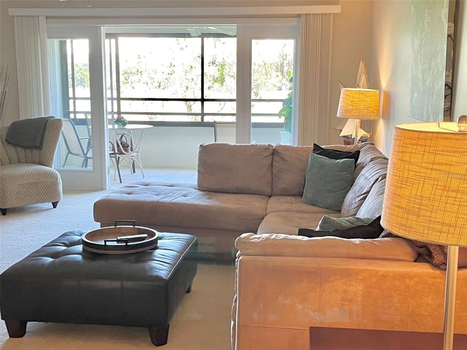 For Sale: $174,900 (2 beds, 2 baths, 1440 Square Feet)