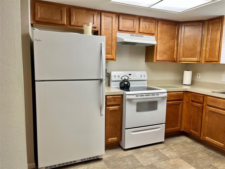 For Sale: $174,900 (2 beds, 2 baths, 1440 Square Feet)