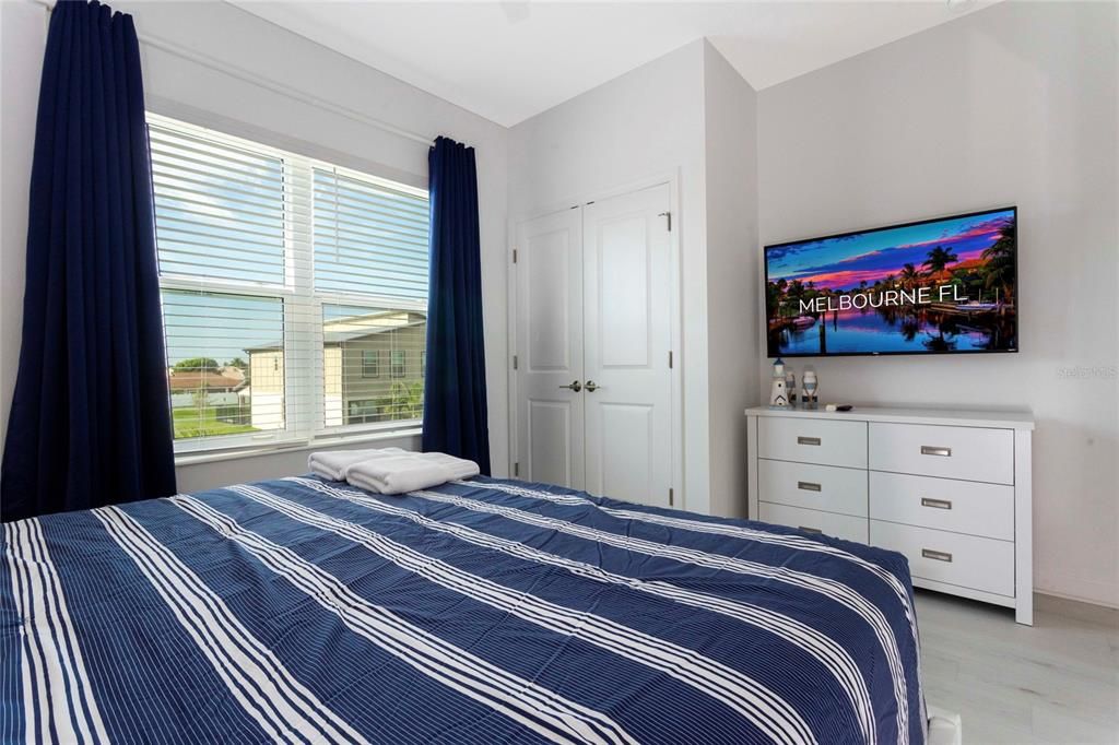 待售: $1,200,000 (8 贝兹, 7 浴室, 4164 平方英尺)