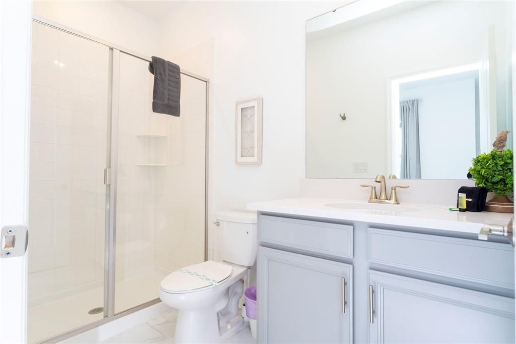 待售: $1,200,000 (8 贝兹, 7 浴室, 4164 平方英尺)