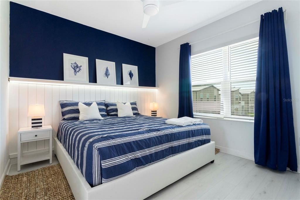 待售: $1,200,000 (8 贝兹, 7 浴室, 4164 平方英尺)