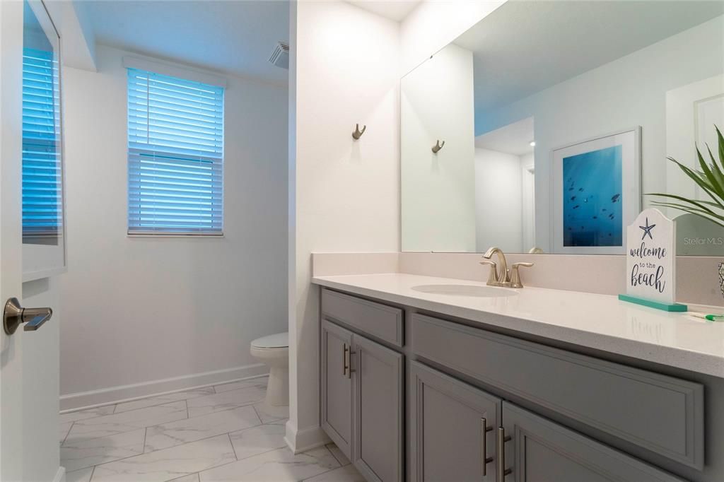 待售: $1,200,000 (8 贝兹, 7 浴室, 4164 平方英尺)