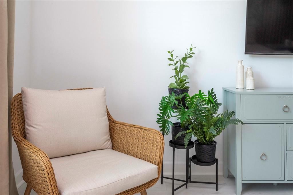 待售: $1,200,000 (8 贝兹, 7 浴室, 4164 平方英尺)