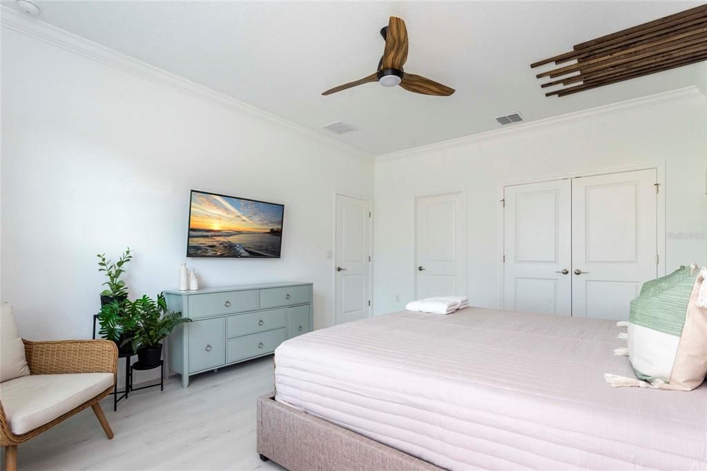 待售: $1,200,000 (8 贝兹, 7 浴室, 4164 平方英尺)